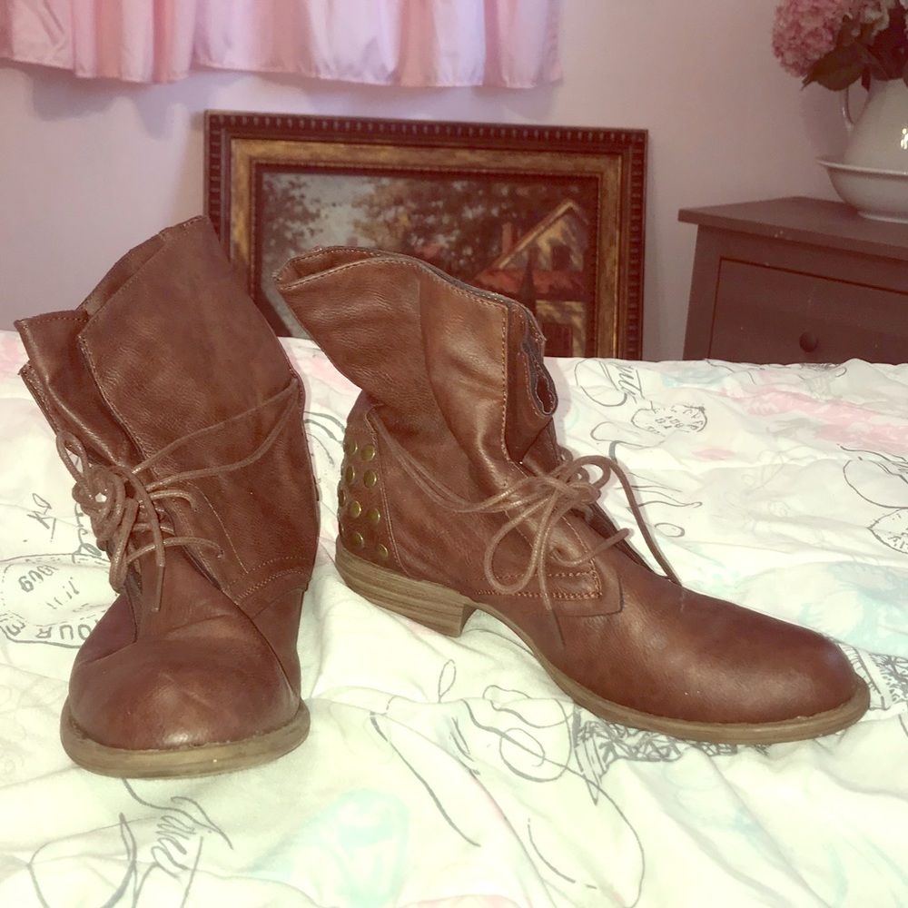 Cute Boho Ankle Boots with studs